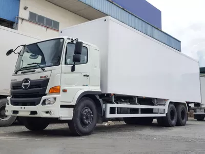 123oto THAY KÍNH XE Ô TÔ tải Hino 15 tấn tận nơi